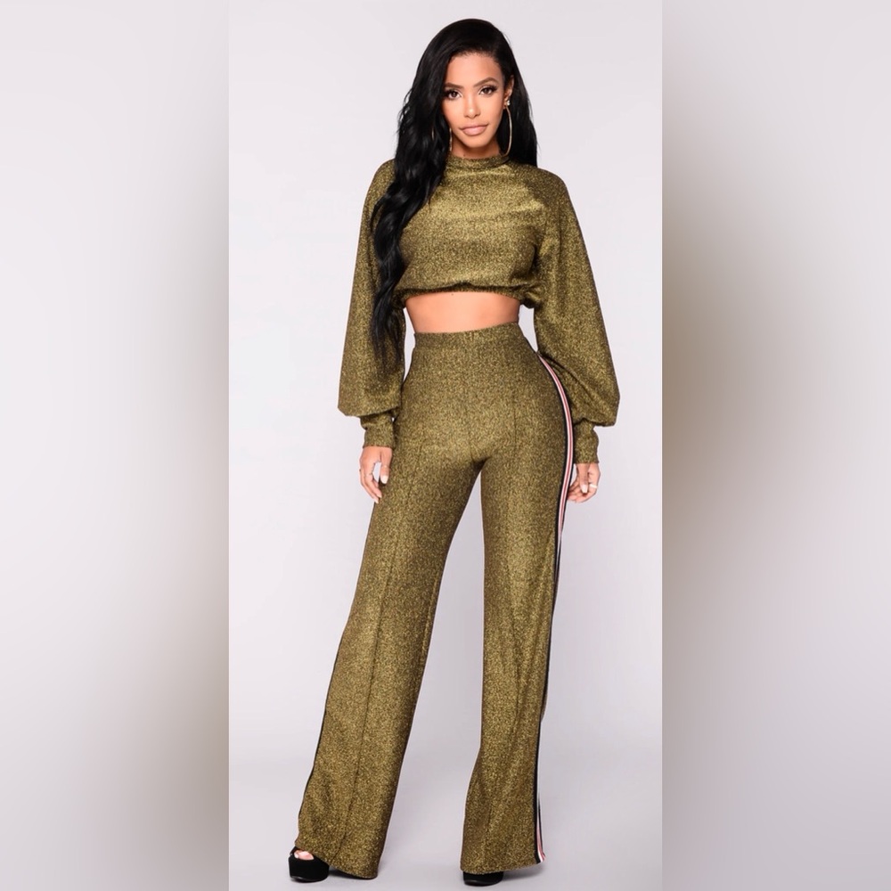 NWT Fashion Nova Night Flight Pant Set Gold Wide Leg size XS